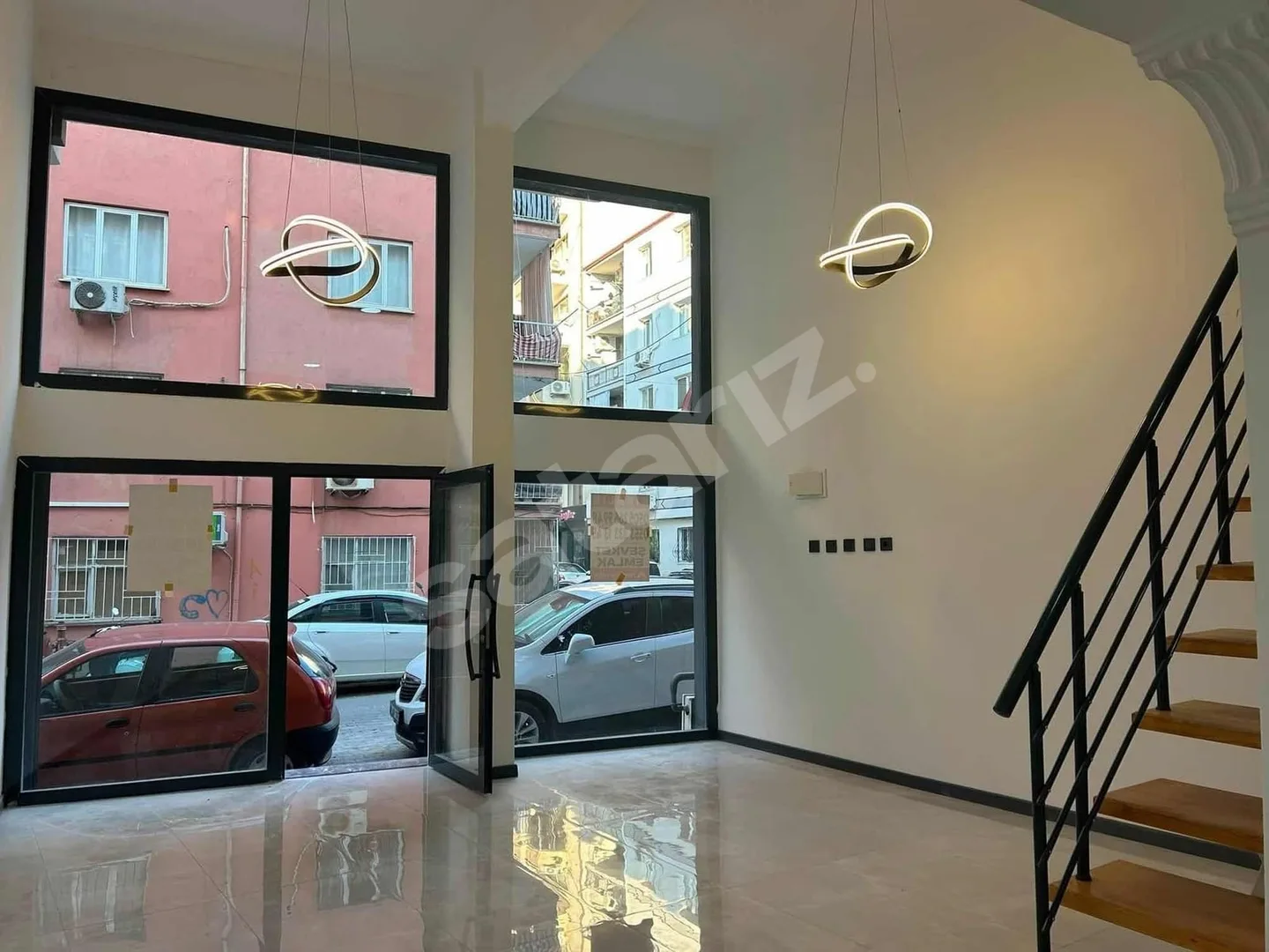 Satılık 310m2 Batarkatlı 2 ayrı Tapu Dükkan 18.500.000₺