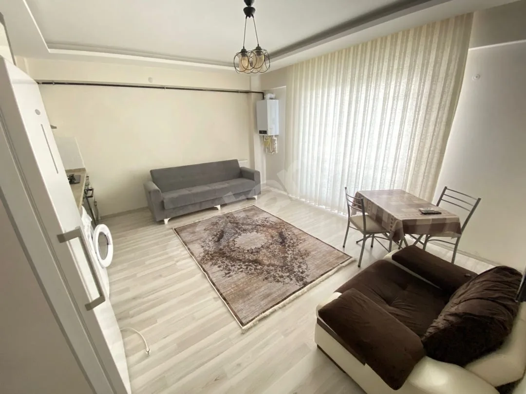 MURADİYE MAH CUMHURİYET OKULU CİVARI KİRALIK 1+1 EŞYALI ARAKAT